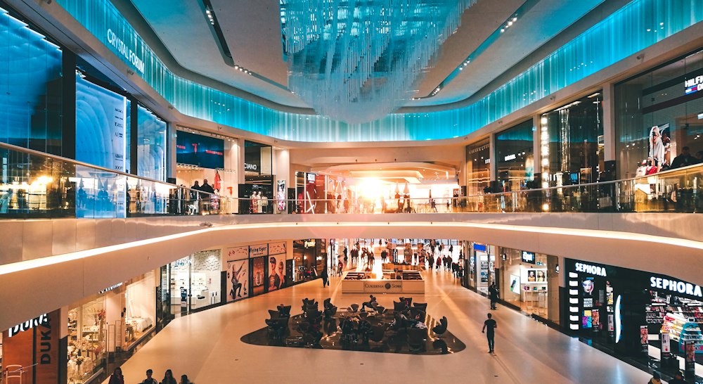 Shopping Mall Atrium Buffing